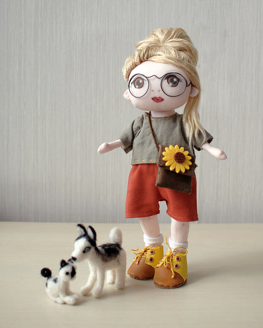 Vanessa doll with little pets - personalized on request