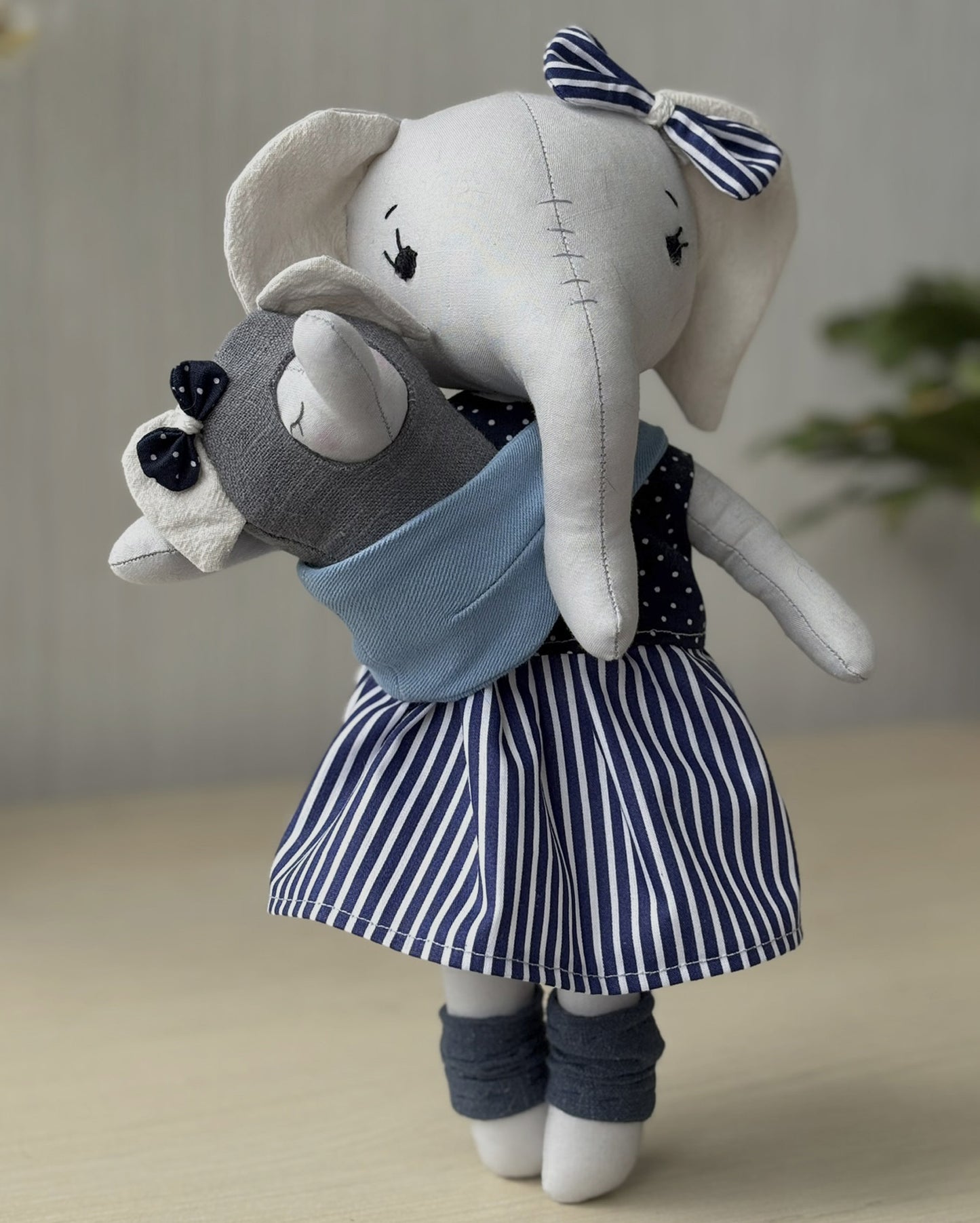 Mom and baby elephant doll