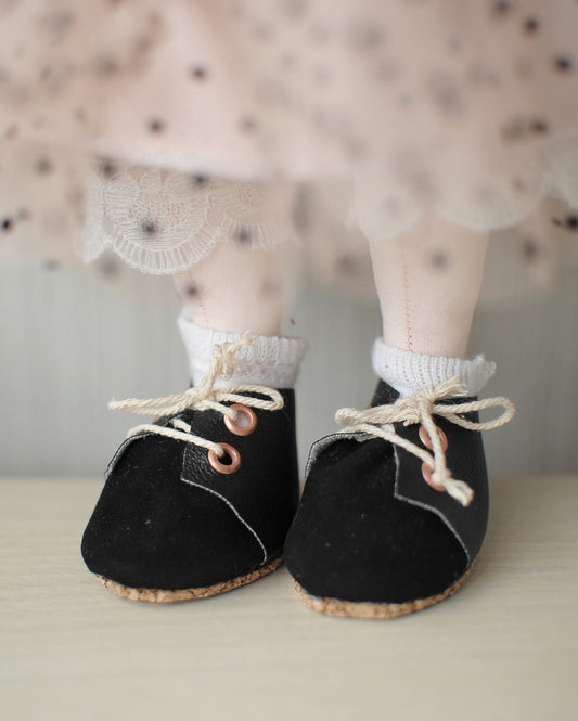 Doll shoes